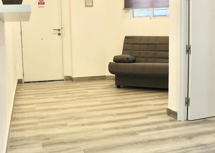 Nuevo Apto Divina Pastora N-3 * Málaga